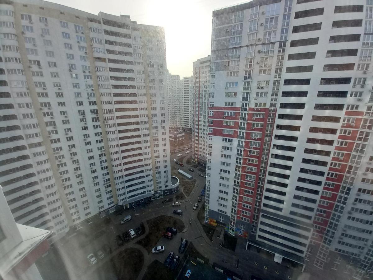 Smart Apartments Drahomanova 2А Kiev Bagian luar foto