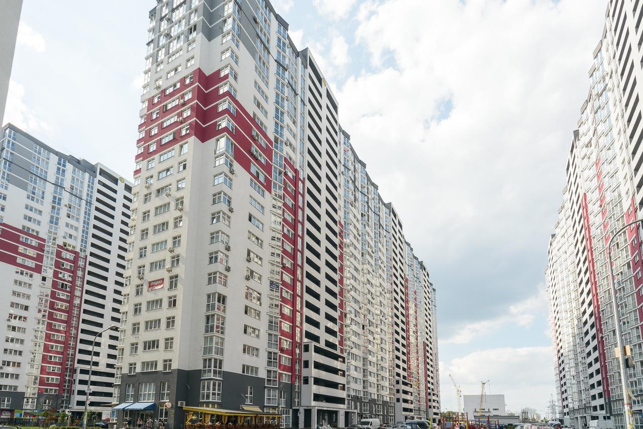 Smart Apartments Drahomanova 2А Kiev Bagian luar foto