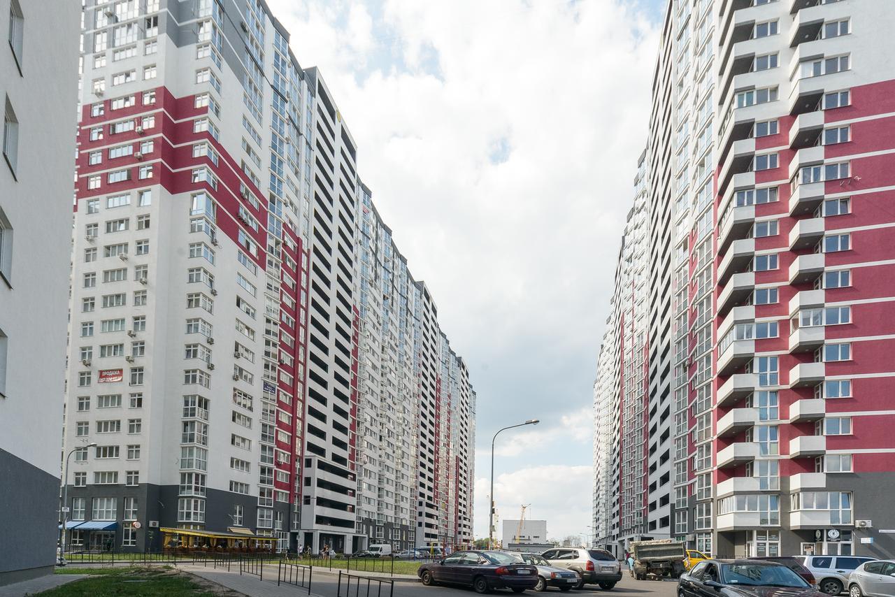 Smart Apartments Drahomanova 2А Kiev Bagian luar foto